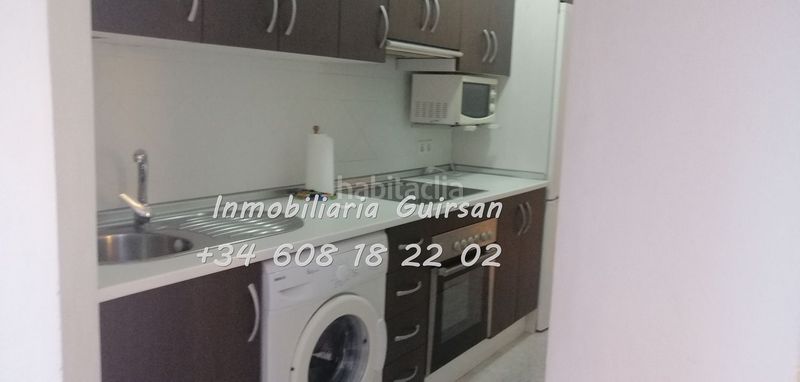 Foto e61b080c-1b3f-4c85-a2d8-e5b15f9acd8c. Rent flat in plaza doctor álvarez 0 in Almuñecar centro Almuñécar