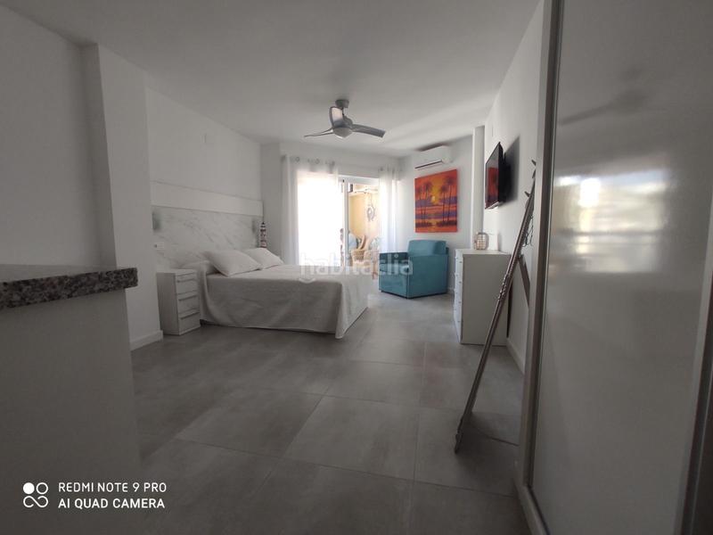 Foto 1fae66a9-cb95-4a9c-b44b-35830a901d5b. Alquiler estudio edificio chinasol, playade san cristobal en Almuñécar