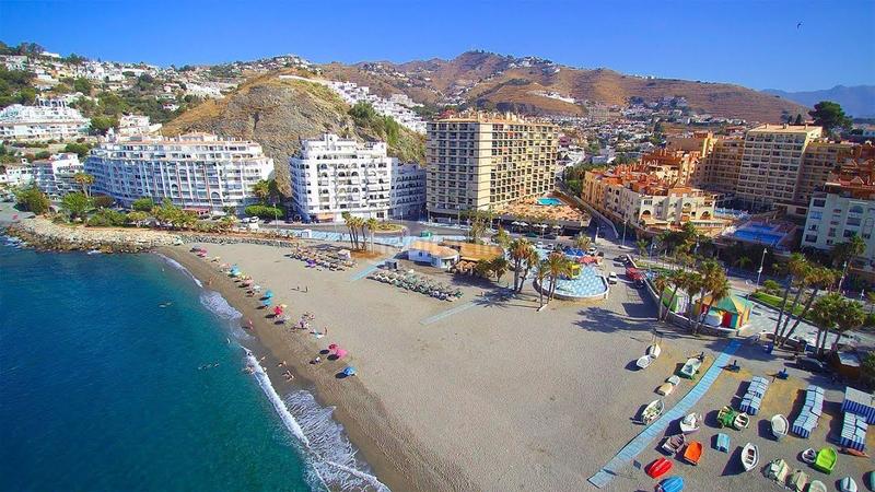 Foto d9d420f7-f998-4765-8fc8-ee13392c4517. Alquiler estudio edificio chinasol, playade san cristobal en Almuñécar