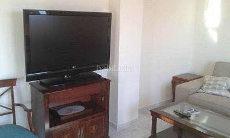 Foto 4d923095-3e9d-4631-9589-89055e42e897. Pis a paseo san cristóbal 18 a Almuñecar centro Almuñécar