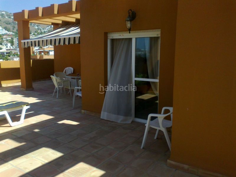 Foto 567340f6-64f2-4758-9e51-e54b222ab819. Pis a paseo san cristóbal 18 a Almuñecar centro Almuñécar