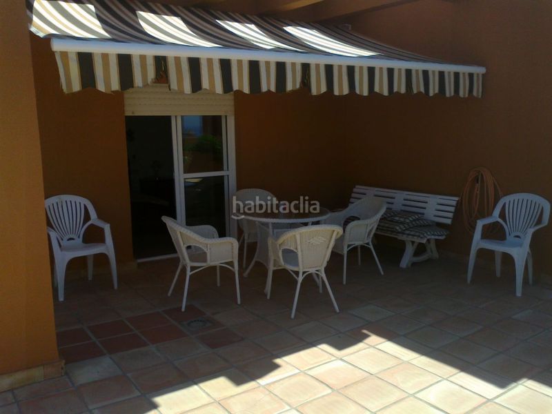 Foto bb03ea44-2250-4645-b1e1-1038734ca343. Pis a paseo san cristóbal 18 a Almuñecar centro Almuñécar