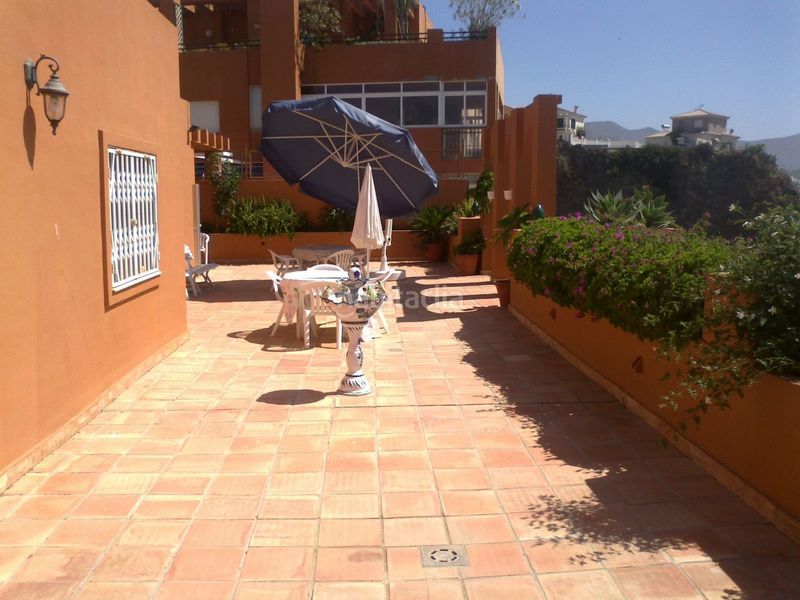 Foto f6a25998-dcce-434c-989f-5685d2677042. Pis a paseo san cristóbal 18 a Almuñecar centro Almuñécar