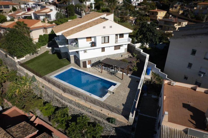 Foto c0d759f9-f729-40b8-ba21-15ce1e0d1d03. Xalet amb piscina a Cotobro Almuñécar