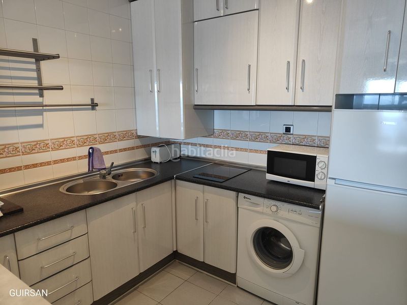 Foto 0d22978d-451e-49e3-87a2-848f82dfd89d. Rent flat in paseo san cristóbal 18 in Almuñecar centro Almuñécar