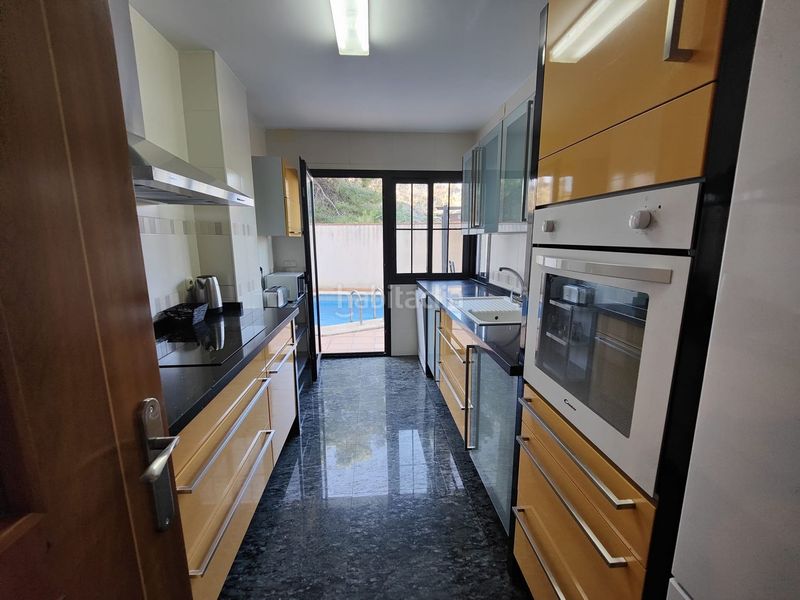 Foto 4b74cf77-8d9d-45c0-8b1a-1dbb4d5e9b7d. Affitto chalet con piscina in Velilla - Velilla Taramay Almuñécar