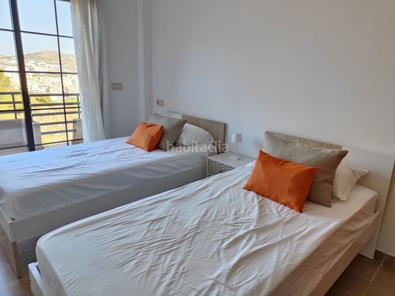 Foto a8fd4bd4-9bbb-4468-86d4-7b1a9dd1260e. Affitto chalet con piscina in Velilla - Velilla Taramay Almuñécar