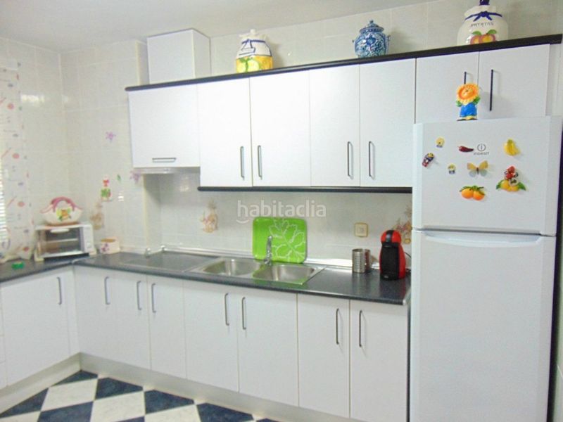 Foto 179a692c-4357-4604-93b9-d11d24f832ae. Alquiler chalet en calle alclub 7 en Velilla - Velilla Taramay Almuñécar