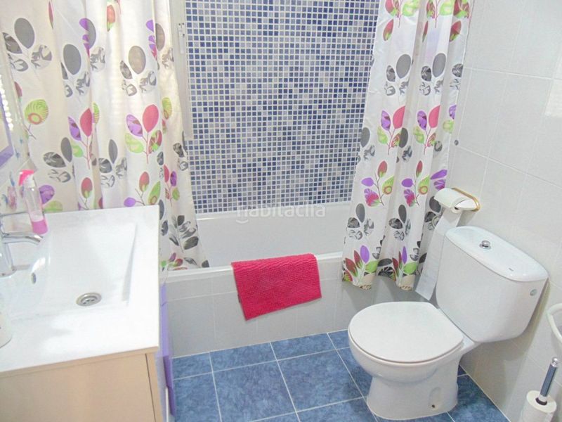 Foto a70999e8-6d05-4b3a-a51c-d23667b14f4d. Alquiler chalet en calle alclub 7 en Velilla - Velilla Taramay Almuñécar