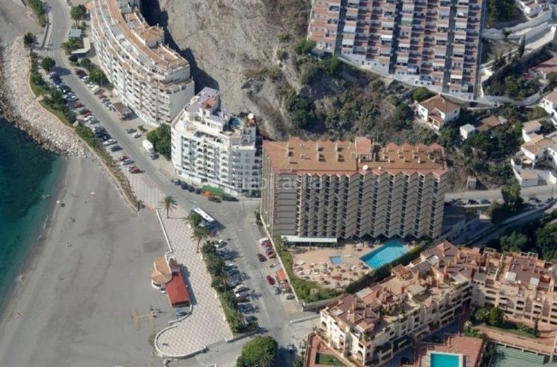 Foto 4a659af5-ed73-4787-89b0-b4b86d2ab402. Rent flat in paseo san cristóbal 20 in Almuñecar centro Almuñécar