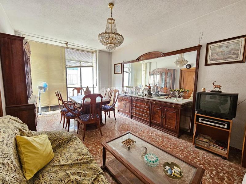 Foto 78b5eb3b-5db4-4f36-9f66-1d414d725bfa. Piso  en venta en Cabra