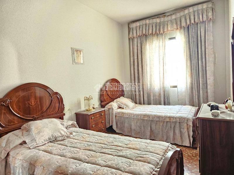 Foto d54e3be3-6906-48e2-b961-9b7bb42cec85. Piso  en venta en Cabra