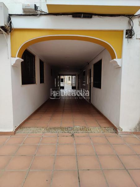 Foto 25e0a8d2-58f7-44da-b0f5-04220df4783b. Business premise in Cabra