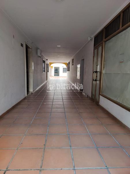 Foto 2cff02f6-7f73-4a0f-800c-8235b3bae8c7. Business premise in Cabra