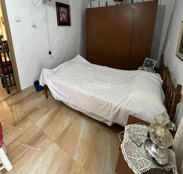 Foto 3f5cd74e-d88b-454b-bb0d-14f2f347b85b. Maison jumelée dans Cabra