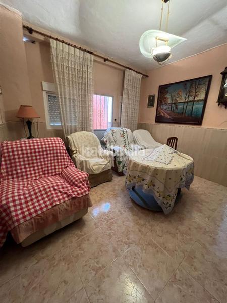 Foto 53535c0f-fd0d-4762-80d2-469f28b66c31. Maison jumelée dans Cabra