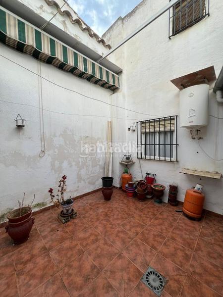 Foto ff4e5e3f-14a2-469b-b434-46a9aa170da3. Maison jumelée dans Cabra