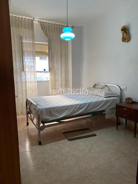 Foto 0fb3bf55-5501-46e5-b3f6-365ce192fdd0. Towny house with heating in Cabra