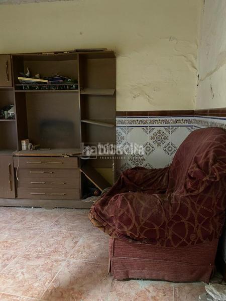 Foto 466a9e01-2550-4b80-a8c8-7671cd23ba85. Towny house with heating in Cabra