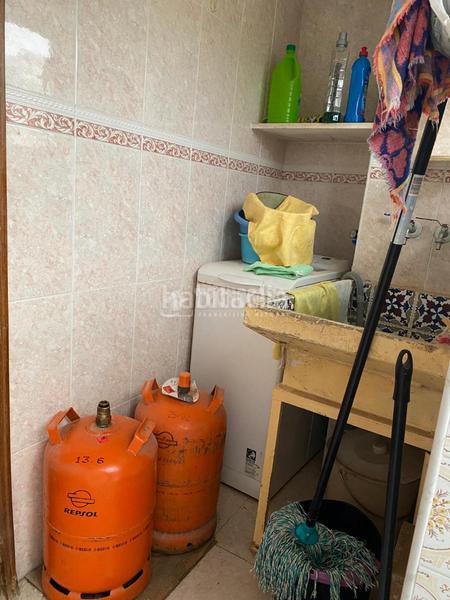 Foto 66e72b6c-450c-447e-9da5-5fd7bc170775. Towny house with heating in Cabra