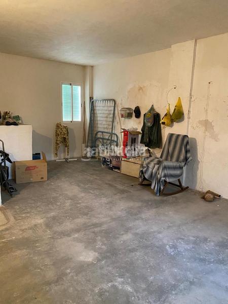 Foto edbe03b0-c68e-4229-8c9d-9f8087a1b220. Towny house with heating in Cabra