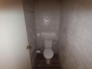 Pis  Calle almaraz. Piso en venta en cabra