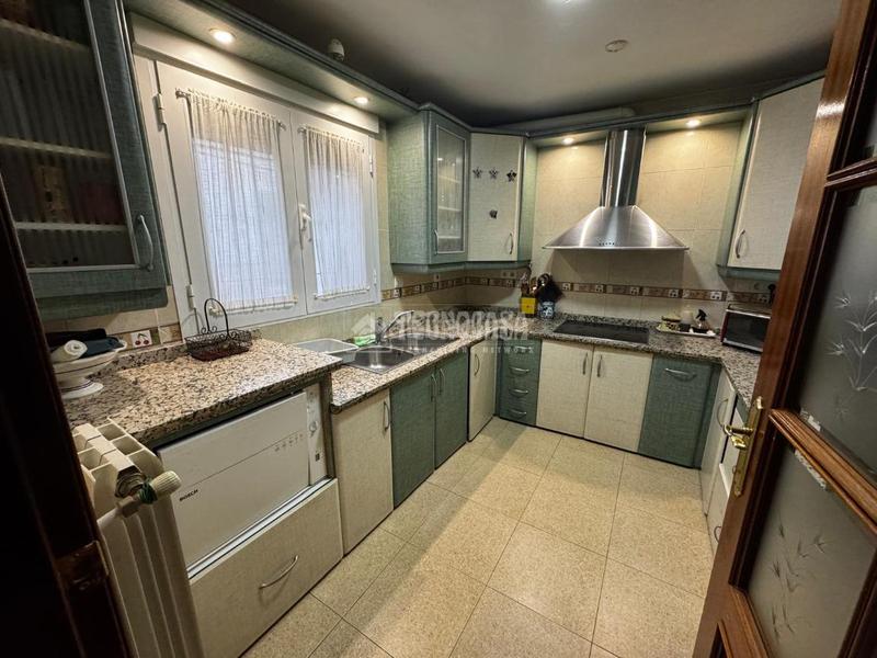 Foto 079d5916-dbda-4c73-af83-21e4dfbe7f37. Casa pareada casa en venta en Cabra