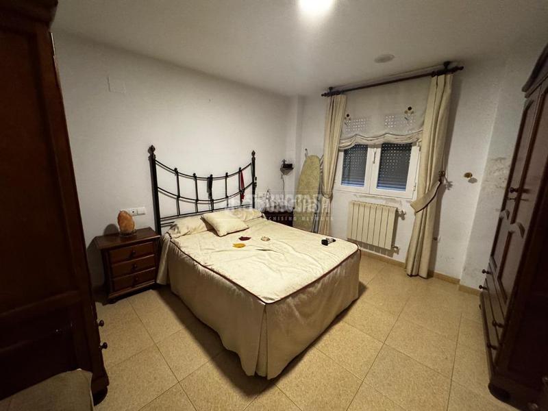 Foto 11e5d2ac-081e-4be6-a47e-54913d002ec7. Casa pareada casa en venta en Cabra