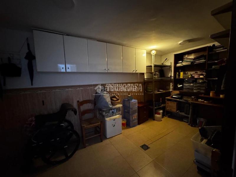 Foto d2d80573-f6f4-43d0-97fd-81a6e177b2d4. Casa pareada casa en venta en Cabra