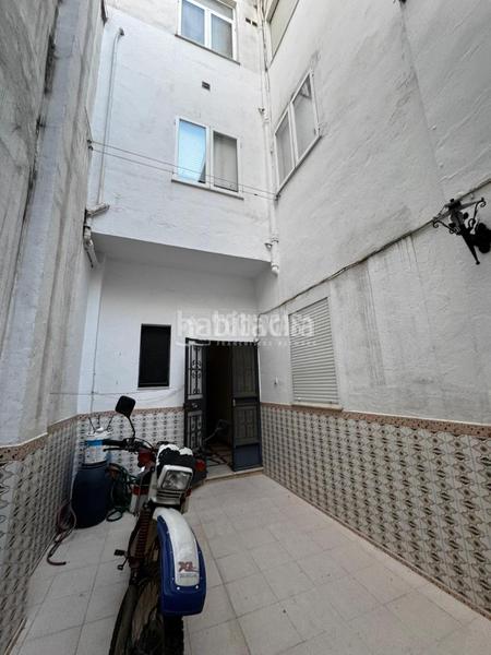 Foto 2f1604ae-2bb4-49e2-9f2c-e975f418f73a. Casa pareada casa en venta en Cabra