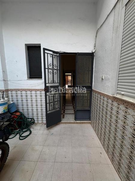 Foto 993dce0b-bec0-4ab3-b3f1-8a2cb096e6b1. Casa pareada casa en venta en Cabra