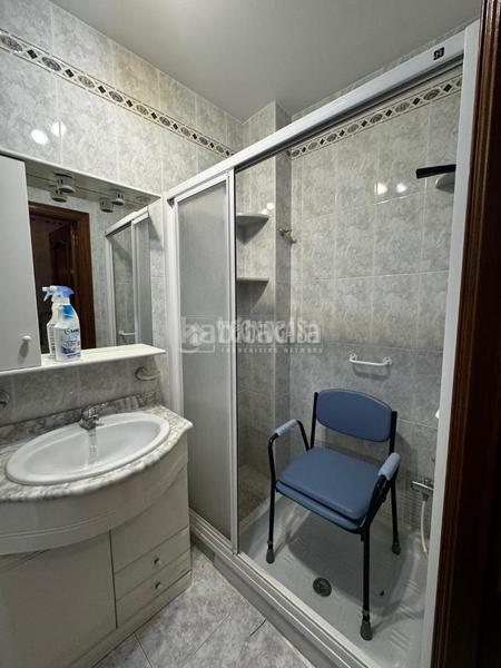 Foto f8f4734d-d89e-4a75-99a4-3d3d9ba4efa7. Casa pareada casa en venta en Cabra