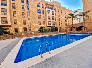 Piso en Parc Central. Oportunidad en parc central! piscina, padel, garaje y trastero