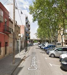 Etagenwohnung  Carrer de la primavera. Badalona (barcelona). "okupado" (no se puede visitar ni hipoteca