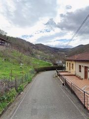 Maison jumelée  Mi-10. Mieres (asturias). "okupado" (no se puede visitar ni hipotecar).