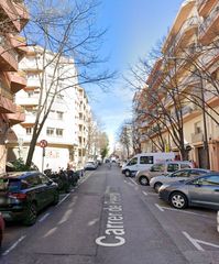 Pis a Carrer de Pere de Lluna