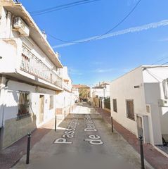 Haus  Passatge de la mare de déu de guadalupe. Reus (tarragona). "okupado" (no se puede visitar ni hipotecar).