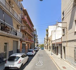 Piso en Carrer Dinou