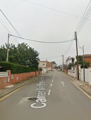 Chalet  Carrer verge de la roca. Mont-roig del camp (barcelona). sin posesión “ocupado” (no se pu