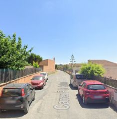 Chalet  Carrer espígol. Vallmoll (tarragona). "okupado" (no se puede visitar ni hipoteca