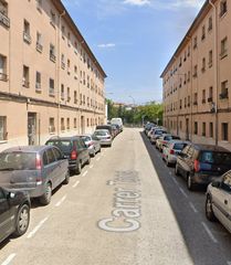 Appartement  Carrer tona. Vic (barcelona). sin posesión “ocupado” (no se puede visitar ni