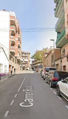 Piso  Carrer rizal. Ripollet (barcelona). sin posesión “ocupado” (no se puede visita