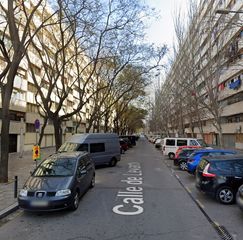 Pis  Carrer de llevant. Sant adrià de besos (barcelona). sin posesión “ocupado” (no se p