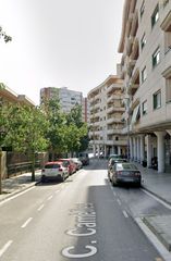Pis  Carrer camèlies. Montcada i reixac (barcelona). sin posesión “ocupado” (no se pue
