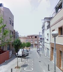 Haus  Carrer d'orió. Sant coloma de gramenet (barcelona). sin posesión “ocupado” (no