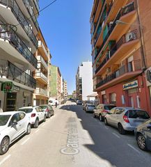 Flat  Carrer de milà i fontanals. Rubí (barcelona). sin posesión “ocupado” (no se puede visitar ni