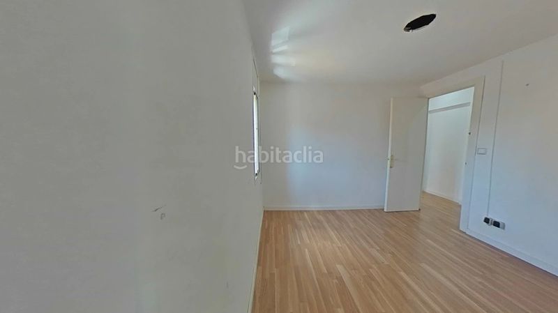 Foto ca992f1f-cea8-437a-8d2f-a6f4ab7e7046. Pis a Creu Alta Sabadell