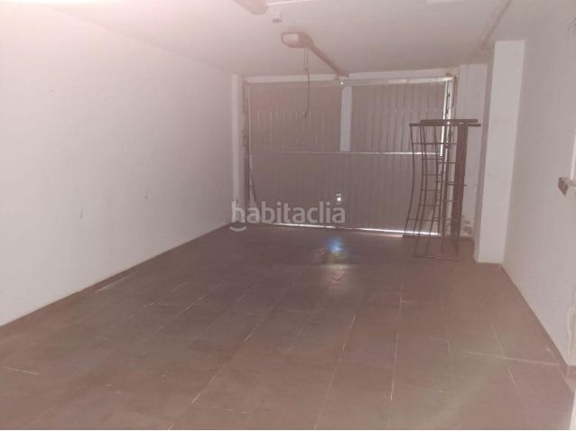 Foto cc7eb340-640a-44c3-8f5c-70a018dc9d31. Casa adossada amb aparcament piscina a Centro Chiva
