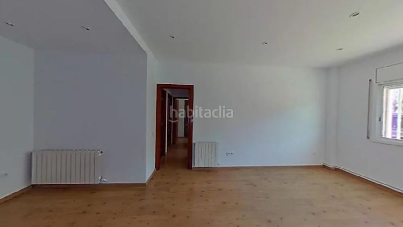 Foto ccccb1c9-2ef2-459b-a350-6408d089087d. Pis a Roc Blanc Terrassa