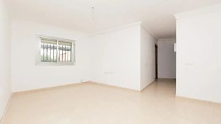 Pis  Carrer de manuel de falla. Castelldefels, (barcelona). en rentabilidad (se vende alquilado,